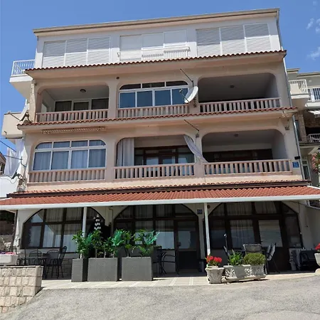 'saraena' Baška Voda